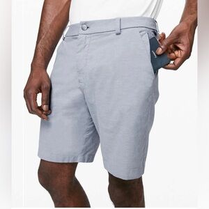 Lululemon Mens Commission Short Qwick Oxford Gray 9 Inch Inseam  - Size 32